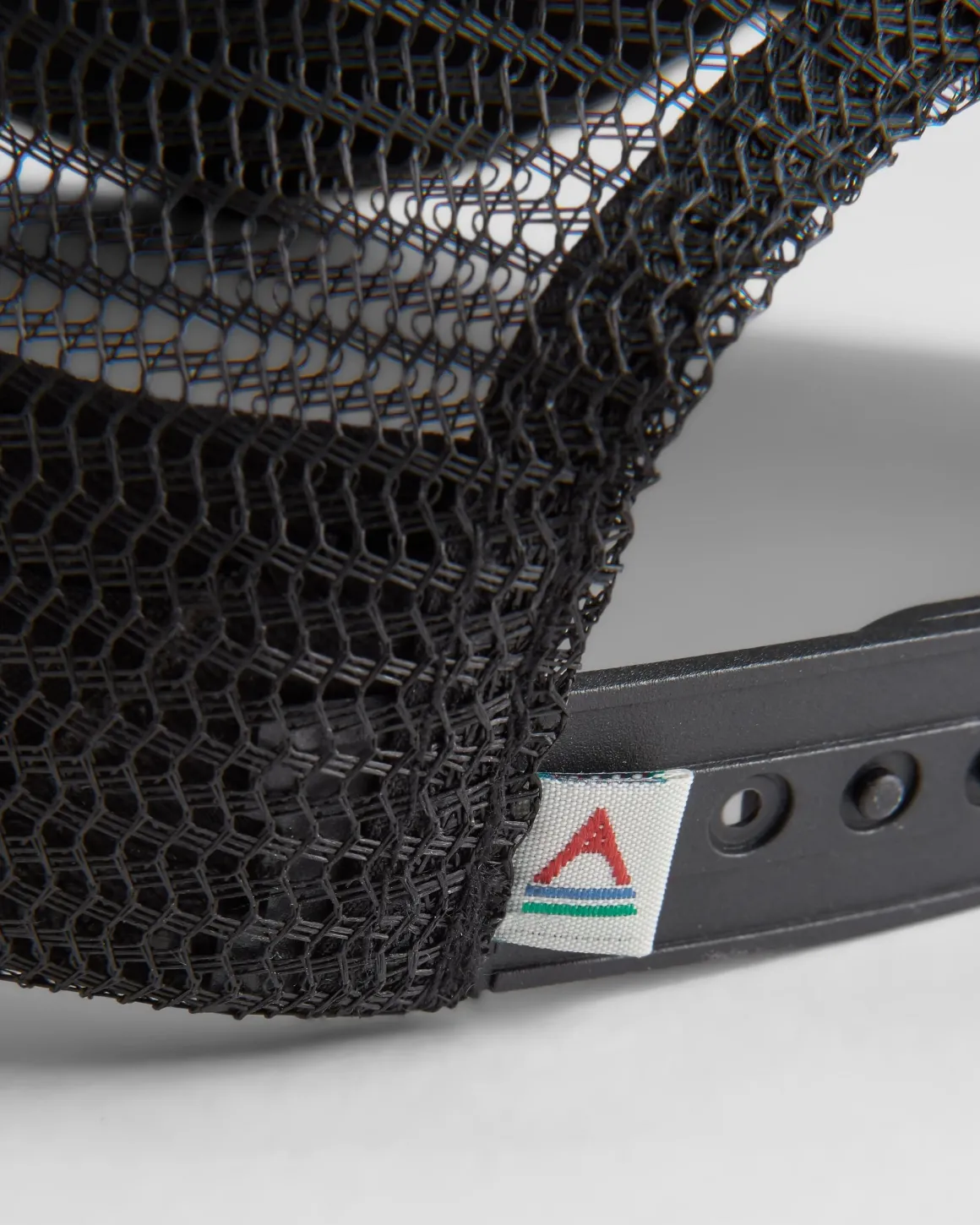 Casquette Snapback Mesh Odyssey - Noir