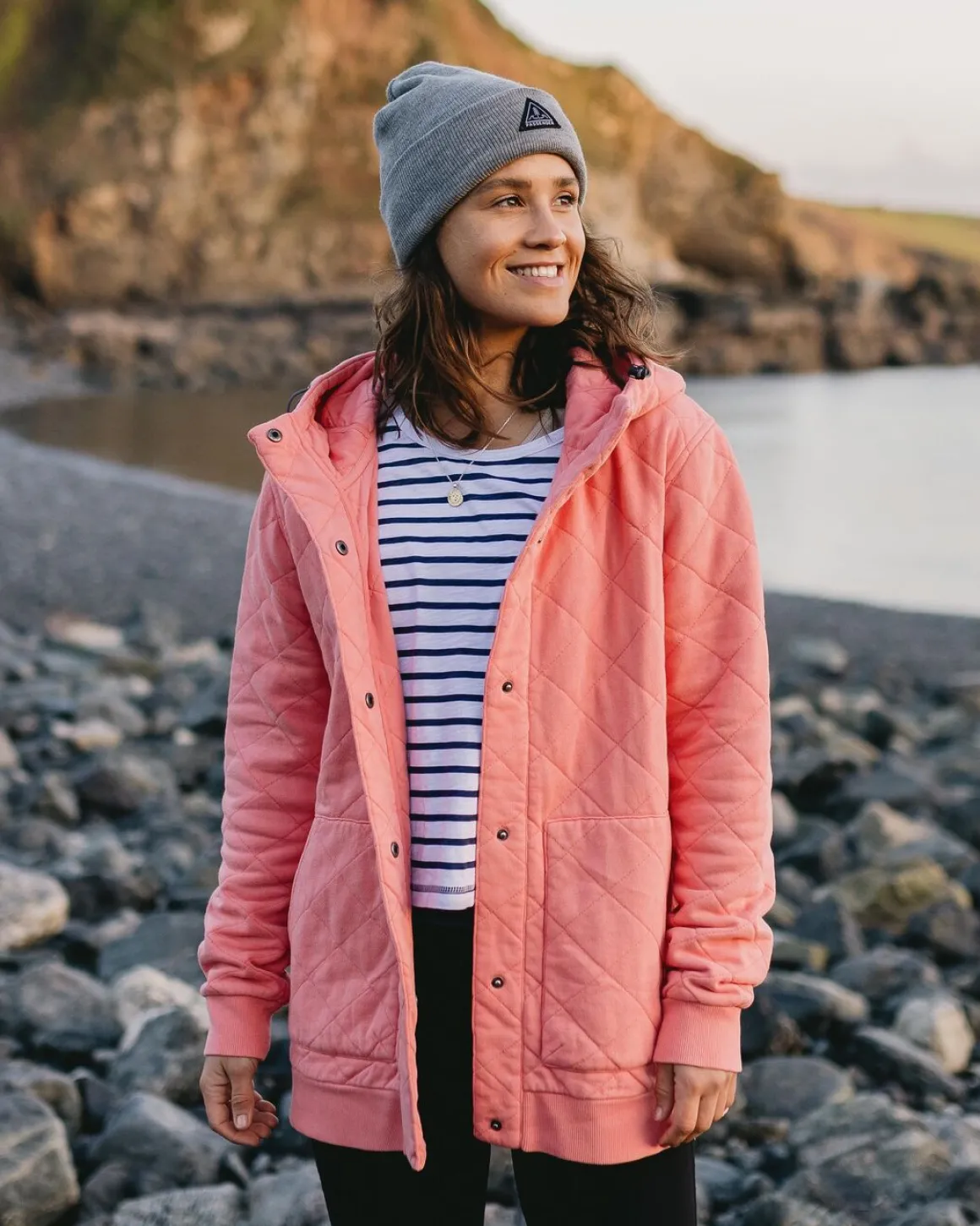 Hoodie à boutons-pression matelassé recyclé Clementine - Rose coquillage