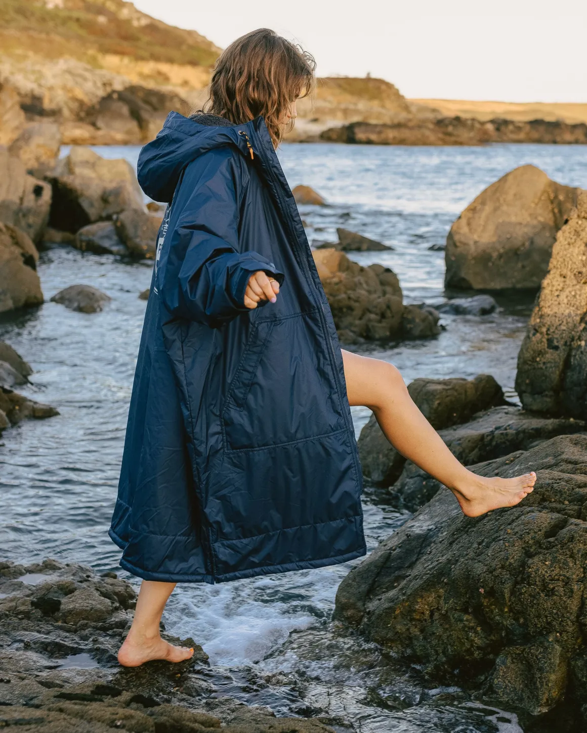 Poncho de surf doublé en sherpa recyclé Waves - Rich Navy