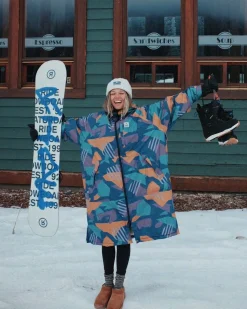 Poncho de surf doublé en sherpa recyclé Waves - Motif camouflage bleu profond