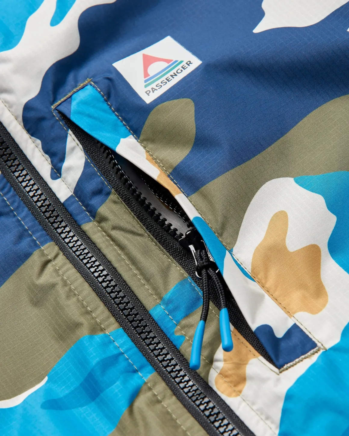 Poncho de surf doublé en sherpa recyclé - Mount Scenic Khaki