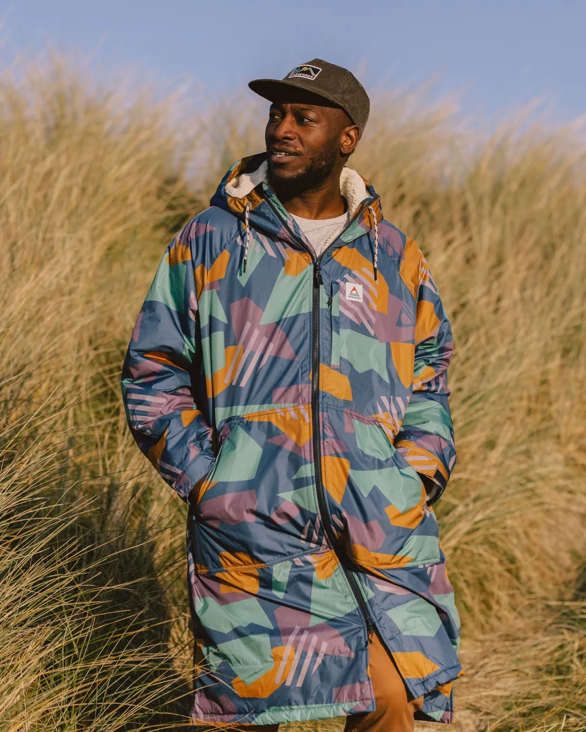 Poncho de surf doublé en sherpa recyclé Waves - Motif camouflage bleu profond