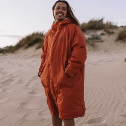 Poncho de surf Escapism Recyclé doublé en Sherpa - Rouille
