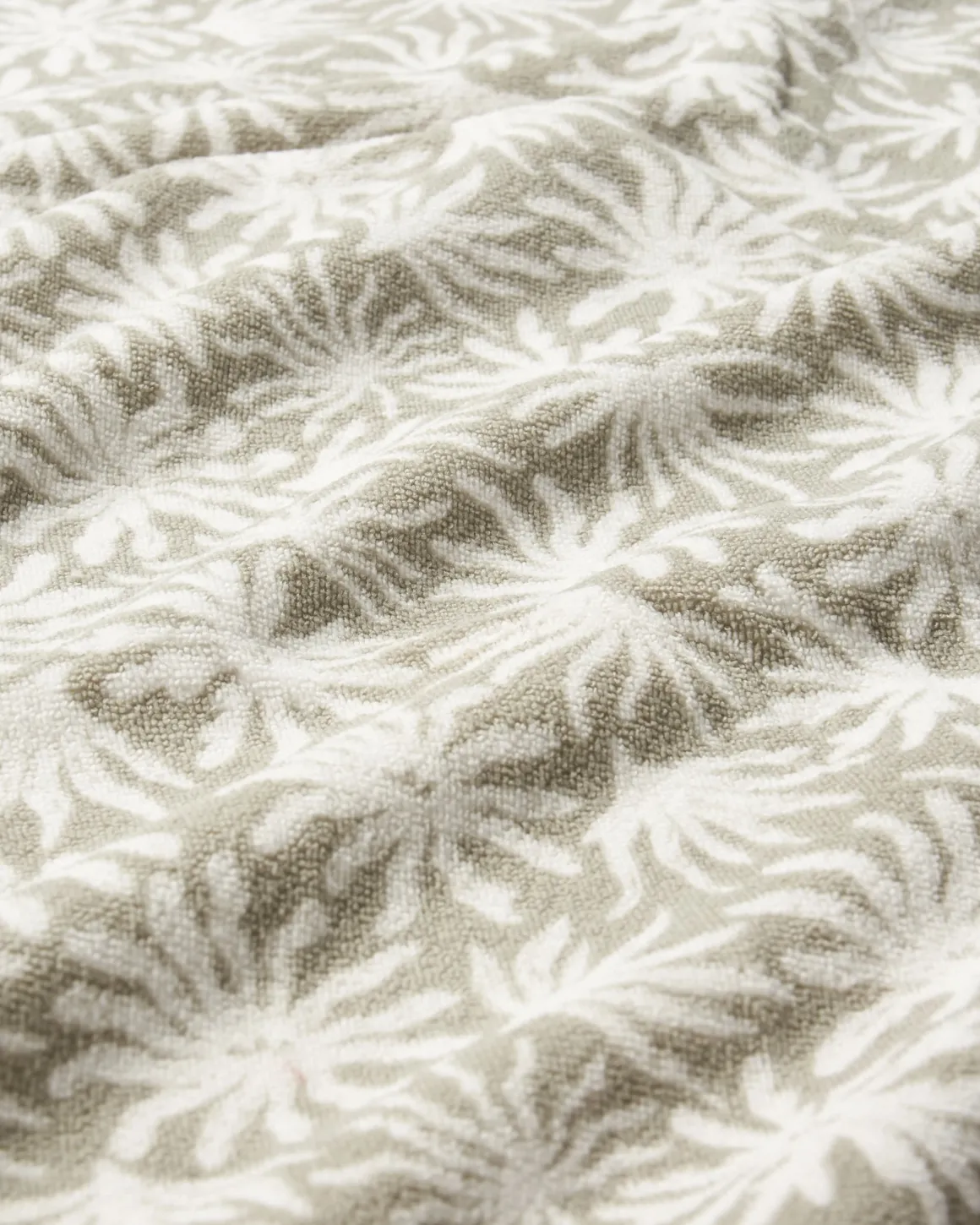 Serviette de voyage recyclée à séchage rapide - Seaweed Pebble Grey