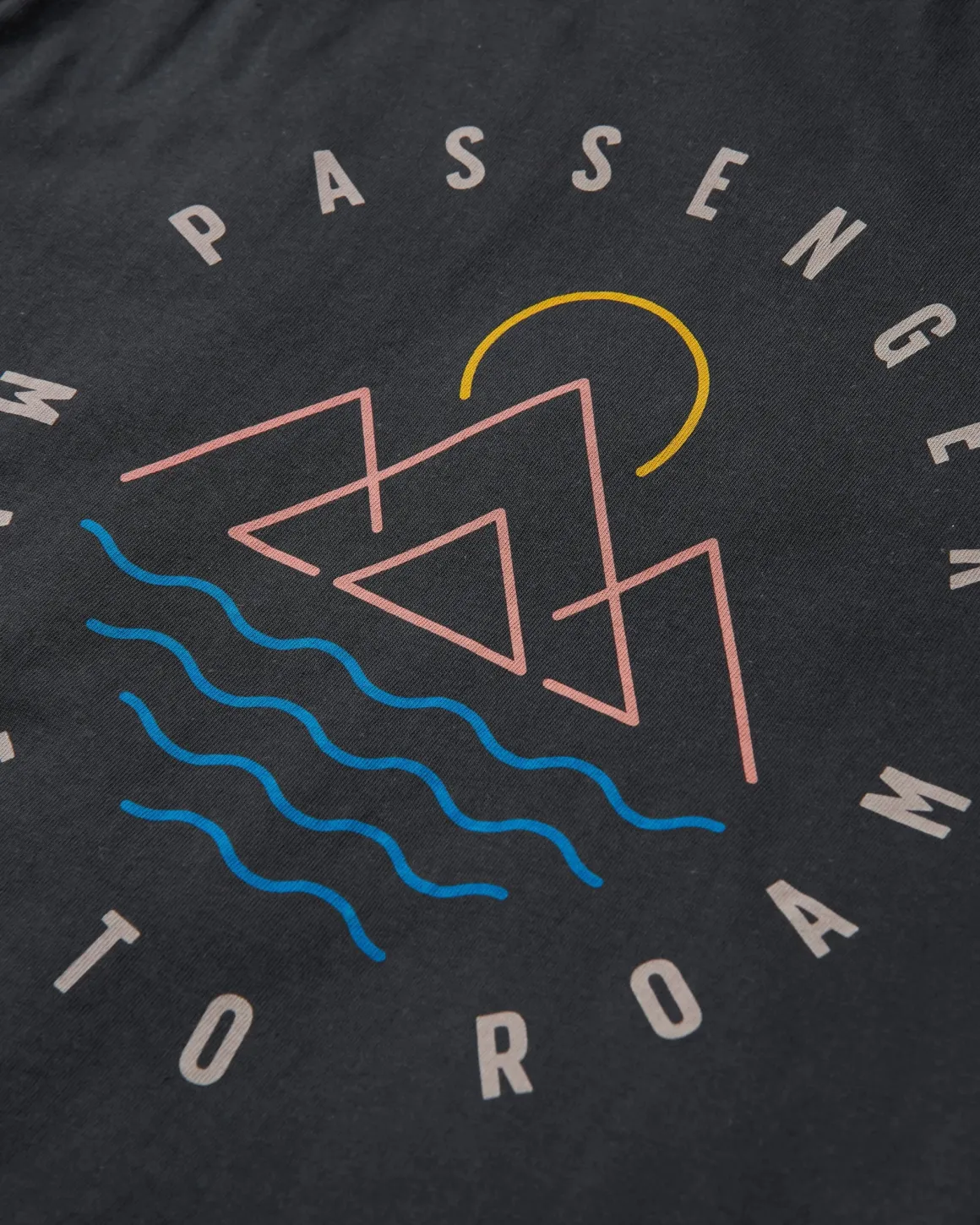 T-shirt en coton recyclé Escapism - Noir