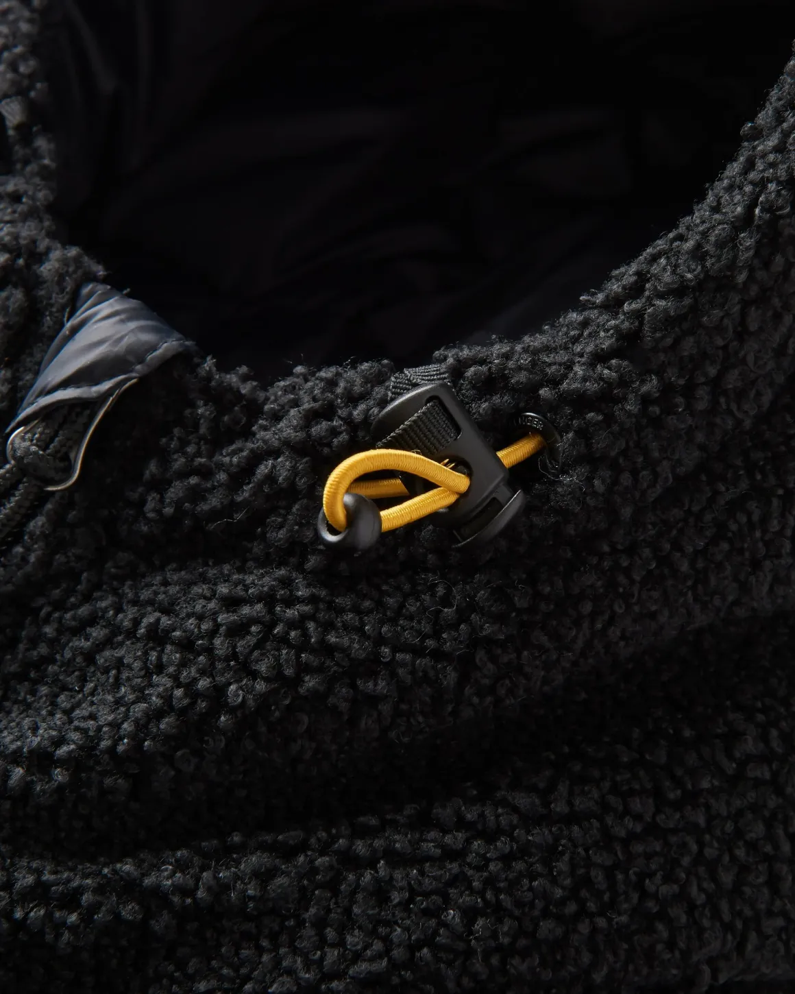 Veste Isolante Recyclée à Capuche Elowen - Noir